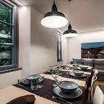 Just In Front - By Myhomeincomo *