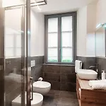 Just In Front - By Myhomeincomo Apartman