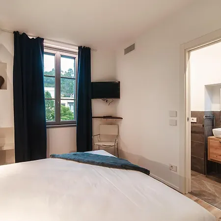 Just In Front - By Myhomeincomo Apartman Cernobbio