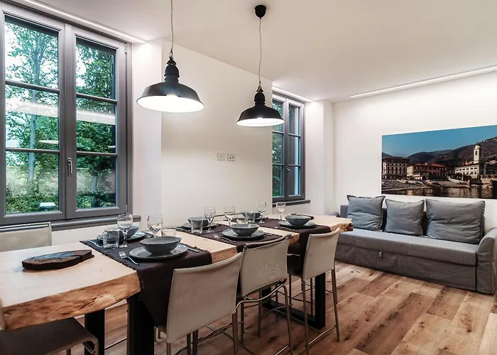 Just In Front - By Myhomeincomo * تْشيرنوبيو