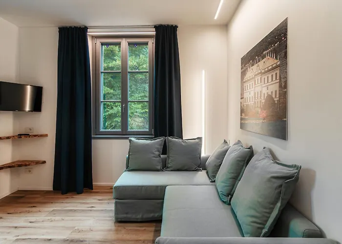 Just In Front - By Myhomeincomo شقة تْشيرنوبيو